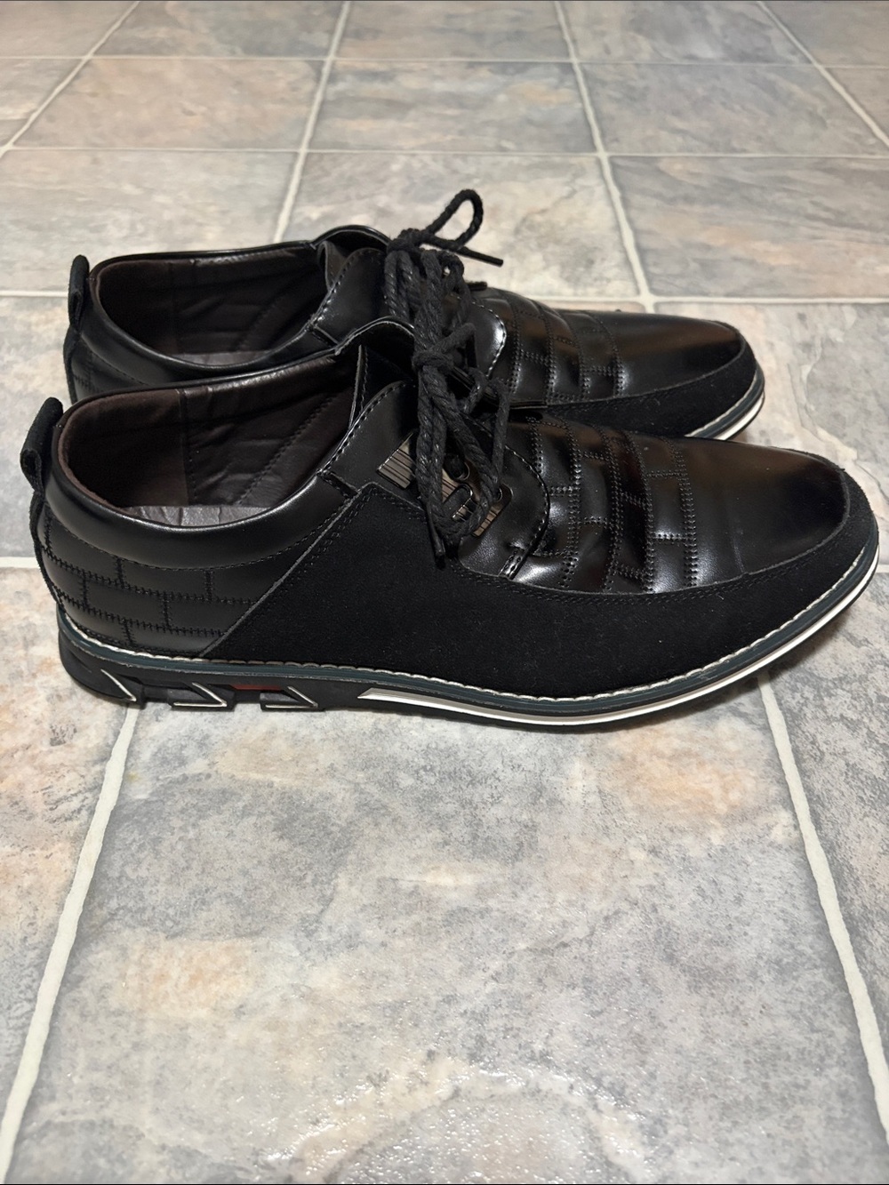 Men's Black Lace-Up Derby Shoes with Quilted Upper Size 46 EU